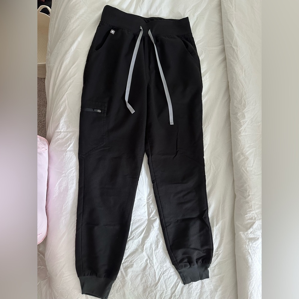 Women’s Black Figs Jogger Pants
